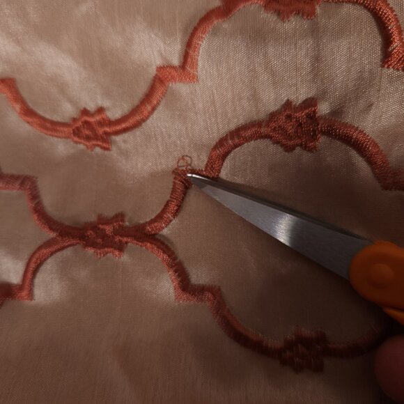 Martha Stewart Collection Euro Sham 24x24 Embroidered Trellis Like Pattern - Picture 7 of 12